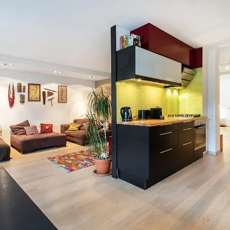 Spacious Riverbank With A Balcony And A Garage * Ljubljana